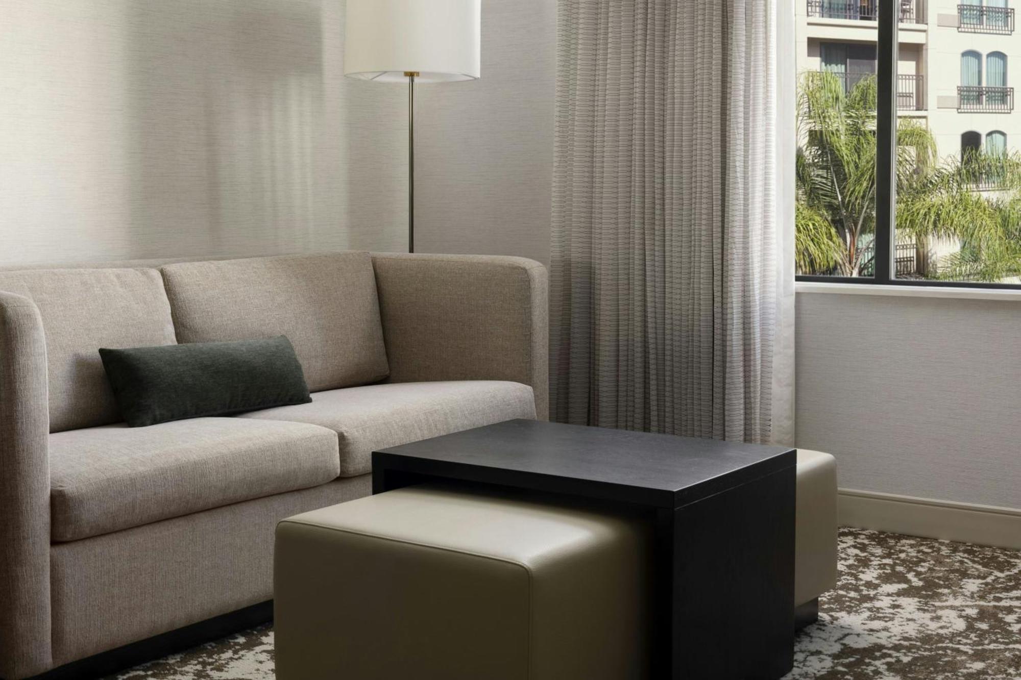 Courtyard By Marriott Los Angeles Pasadena Old Town Buitenkant foto